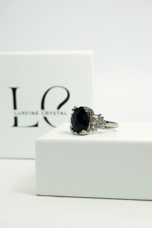 Noir Flow – Onyx Ring
