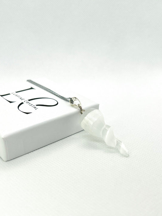 Light Channel – Selenit Halskette