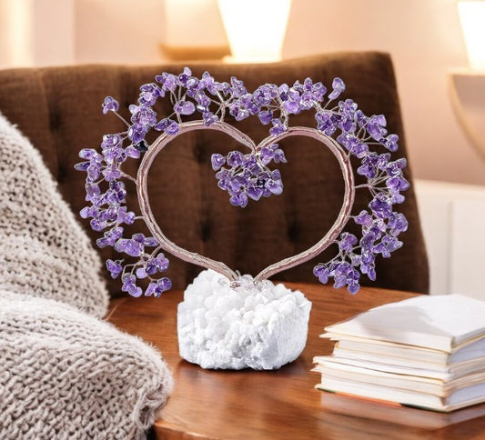 Herzförmiger Amethyst-Kristallbaum auf Bergkristall-Basis