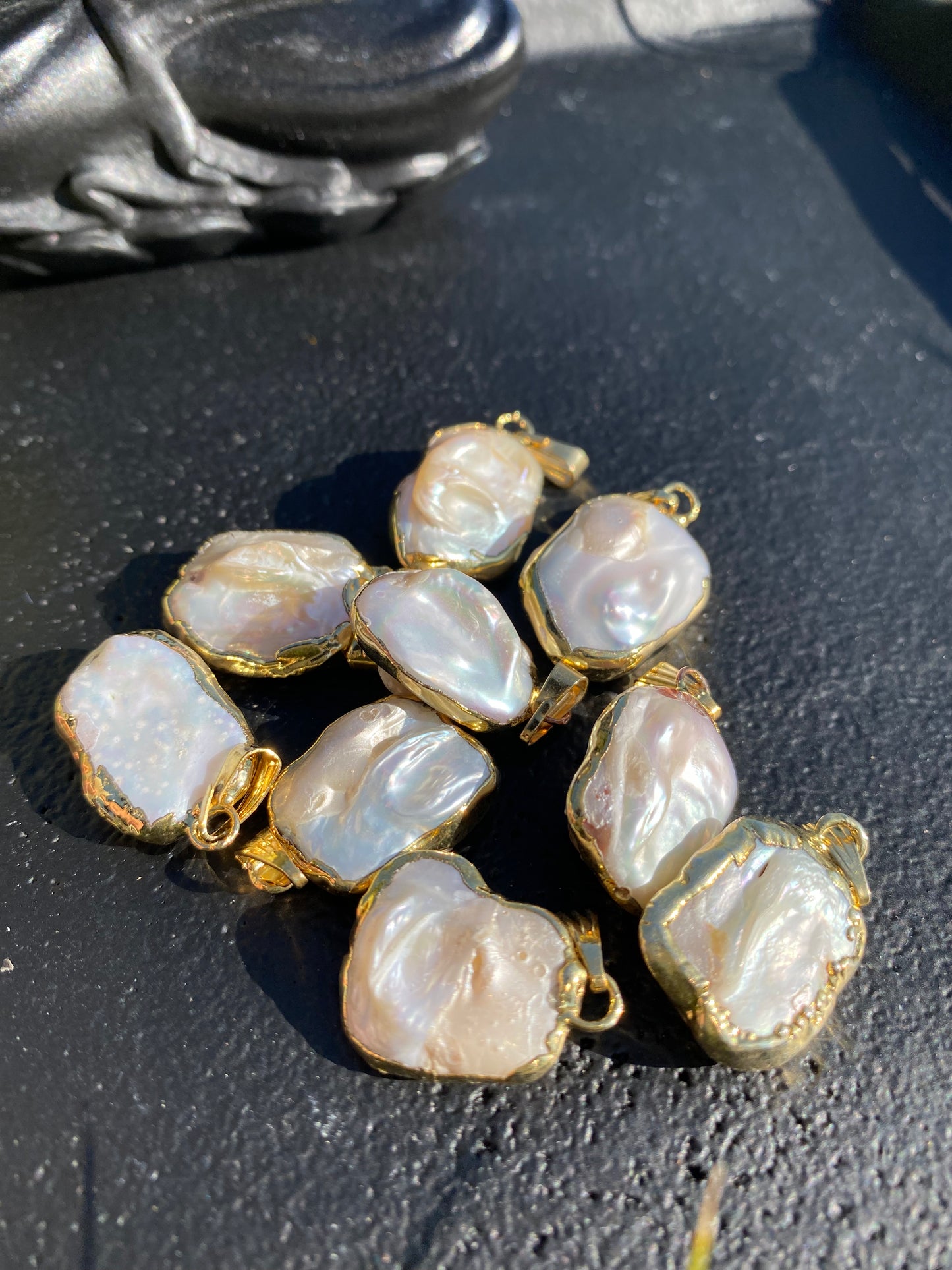 Lunar Pearl – Perlenhalskette